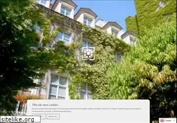 Sites similar to pavillon-de-la-reine.com