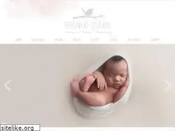 Sites similar to peekaboostudios.ca