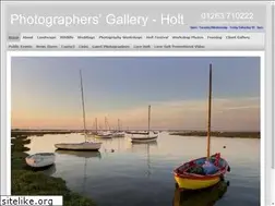 Sites similar to photographersgallery-holt.com