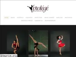 Sites similar to protegearts.com