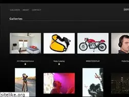 Sites similar to revolutionpix.com