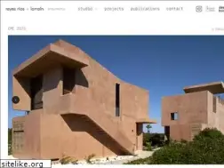 Sites similar to reyesrioslarrain.com