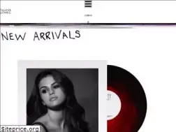 Sites similar to selenagomez.com