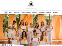 Sites similar to shivohamyogaschool.com