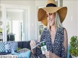 Sites similar to shopgardenrepublic.com