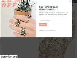 Sites similar to shoplaurenrae.com