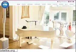 Sites similar to singingpianoman.com