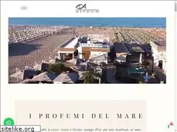 Sites similar to sirenariccione.it