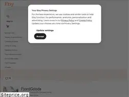 Sites similar to sixfeetaway.co