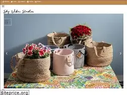 Sites similar to skyvibesstudios.com