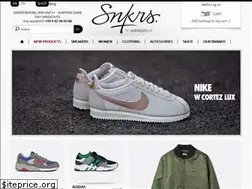 Sites similar to snkrs.com