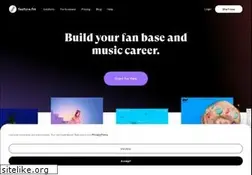 Sites similar to sonlittle.ffm.to