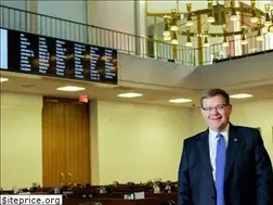 Sites similar to speakermoore.com