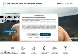 Sites similar to stop-the-water-while-using-me.com