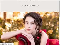 Sites similar to tankgoodnessphoto.com