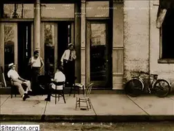 Sites similar to tarantinos.com