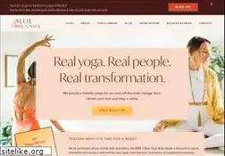 Sites similar to thejourneyjunkie.com