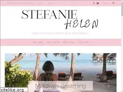 Sites similar to thepinkmacaron.com