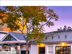 Sites similar to thereddoorsd.com