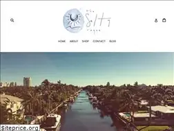 Sites similar to thesaltyvogue.com