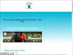Sites similar to theyogininancy.com