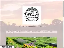 Sites similar to threebloomsflowerfarm.com
