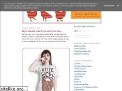 Sites similar to threeredhens.blogspot.com