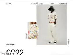 Sites similar to trophyroomstore.com