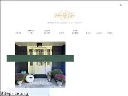 Sites similar to undeniablyelyse.com