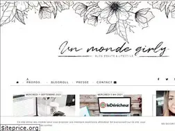Sites similar to unmondegirly.com