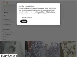 Sites similar to vintageparismarket.etsy.com
