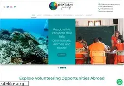Sites similar to volunteeringjourneys.com