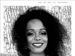 Sites similar to yashibrown.com