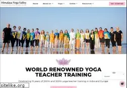 Sites similar to yogagoaindia.com