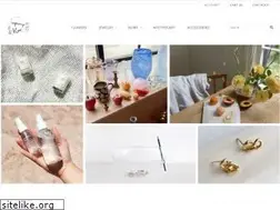 Sites similar to youngbloodboutique.com