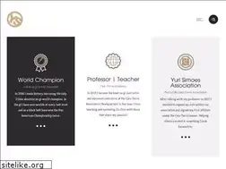 Sites similar to yurisimoes.com
