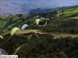 Sites similar to zonadevuelo.com